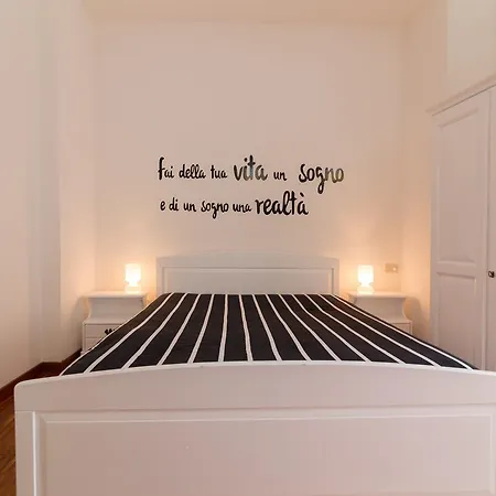 Palazzo Ranucci Bed and Breakfast *